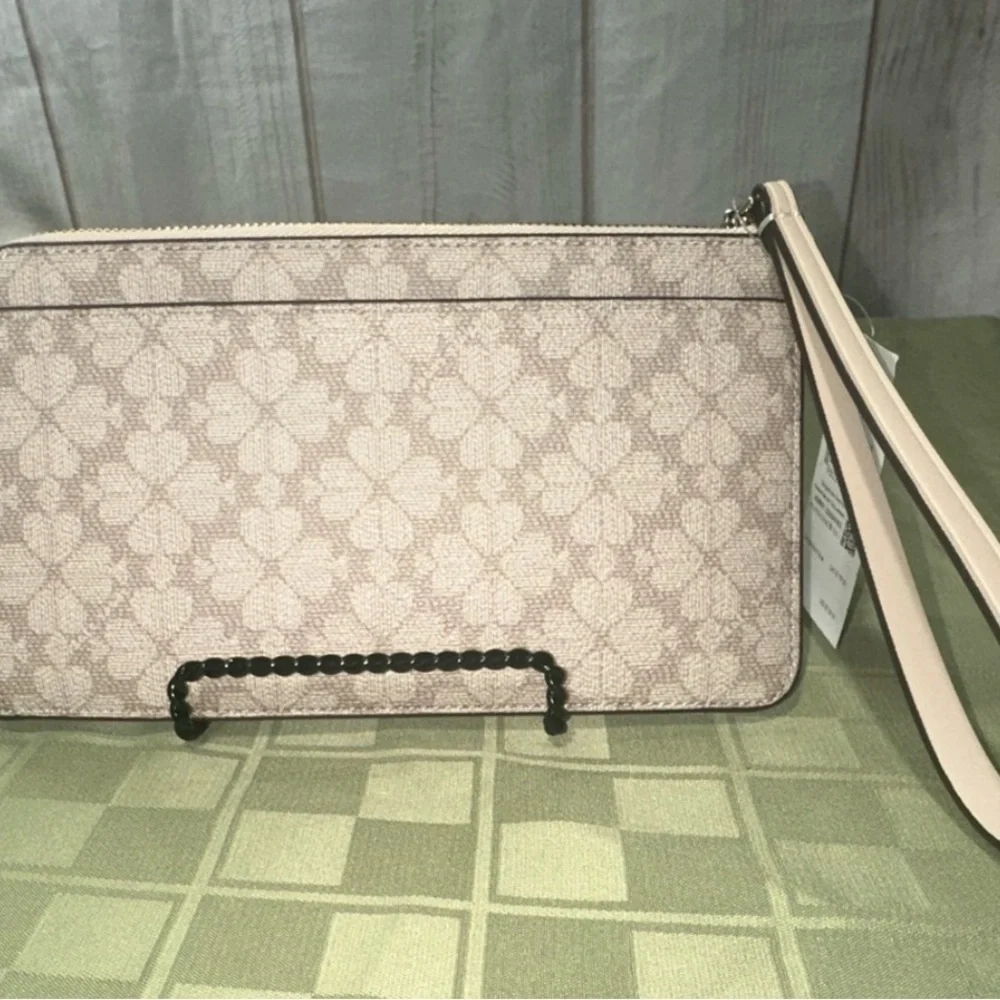 Kate Spade “Mushroom Cap” Wristlet Clutch